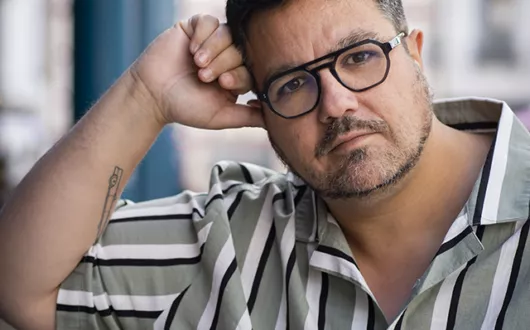 MEHDI OURAOUI - portrait photo © Polo Garat - Leextra - Editions Fayard